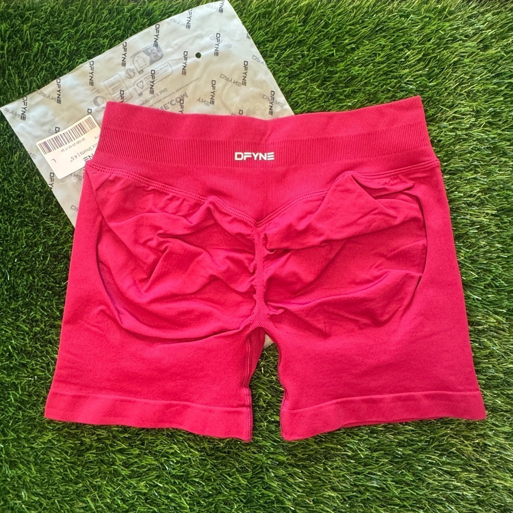 Dfyne impact shorts 4.5" berry large